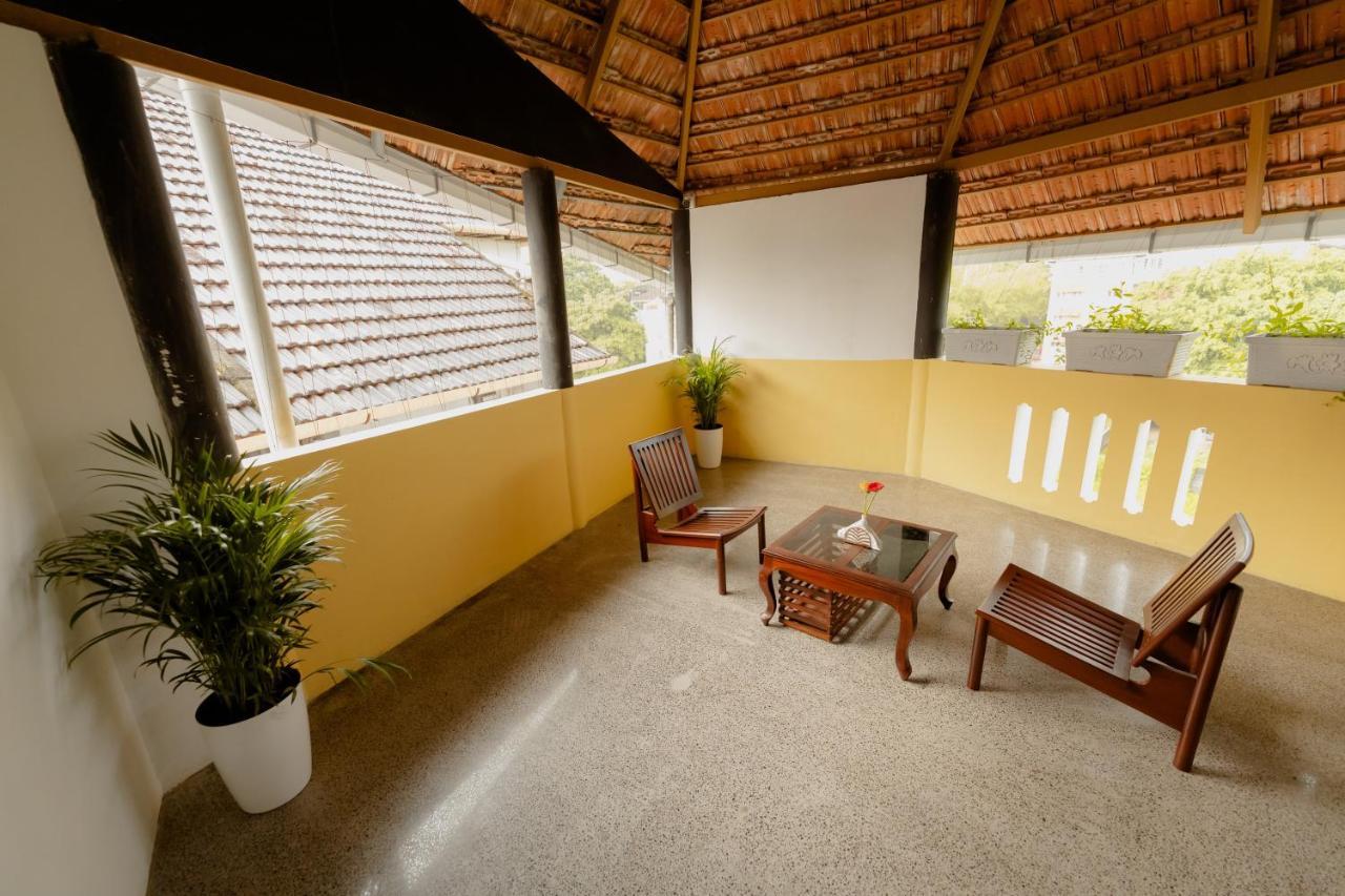 Seacoast Inn Fortkochi Fort Kochi Exteriér fotografie